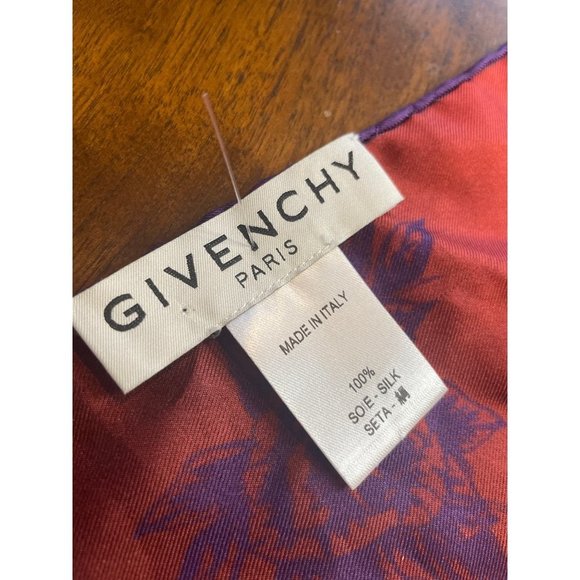 GIVENCHY Logo Eyelet Silk Twill Scarf In Red 26x27 with ring - Picture 12 of 16